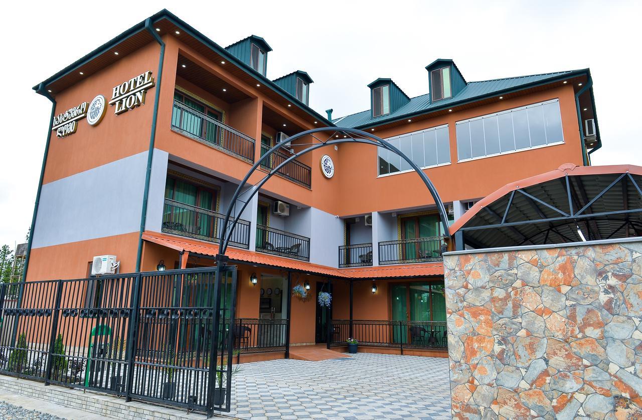 Hotel Lion Уреки Екстериор снимка